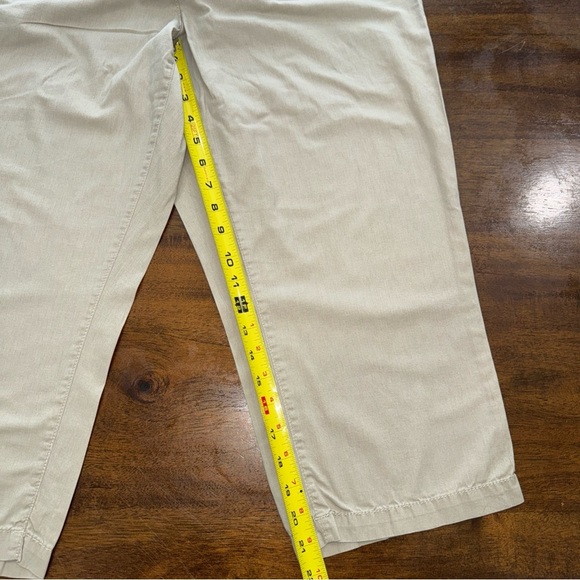 Ann Taylor Loft womens curvy tan khaki cropped pants capri flat front size 14 - Picture 6 of 9
